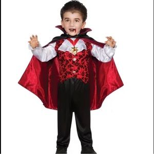 Deluxe Vampire Costume - Size Medium Boys 6-8